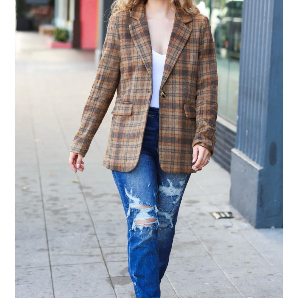 Classic Brown Plaid Women's Blazer